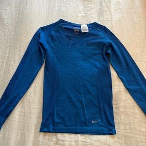 Blue heather dry-fit long sleeve
